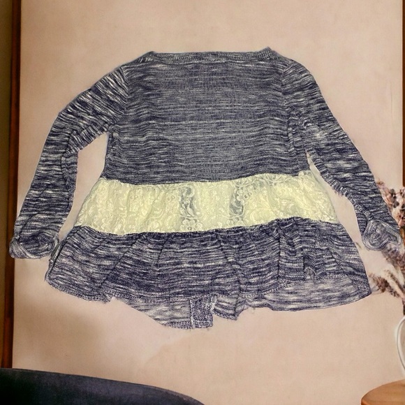 COTTON EMPORIUM Knit and Lace Open front sweater- Small - Picture 5 of 7